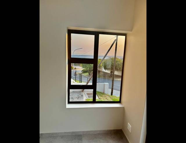 3 BEDROOM TOWNHOUSE FOR SALE IN DANA BAY